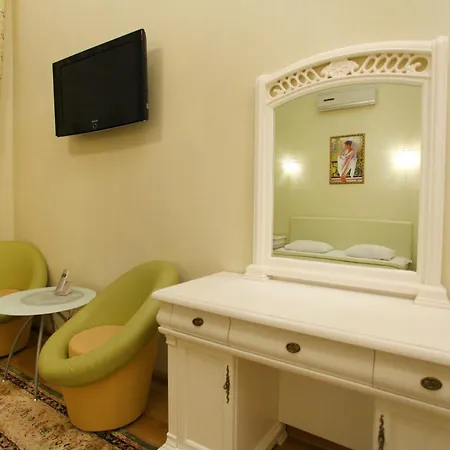 Ξενοδοχείο Ekaterina 3*