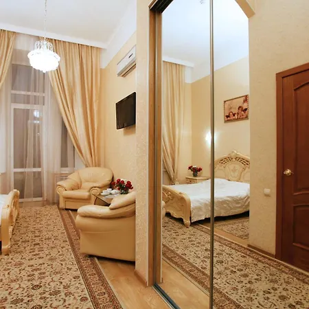 Ekaterina Hotel 3*